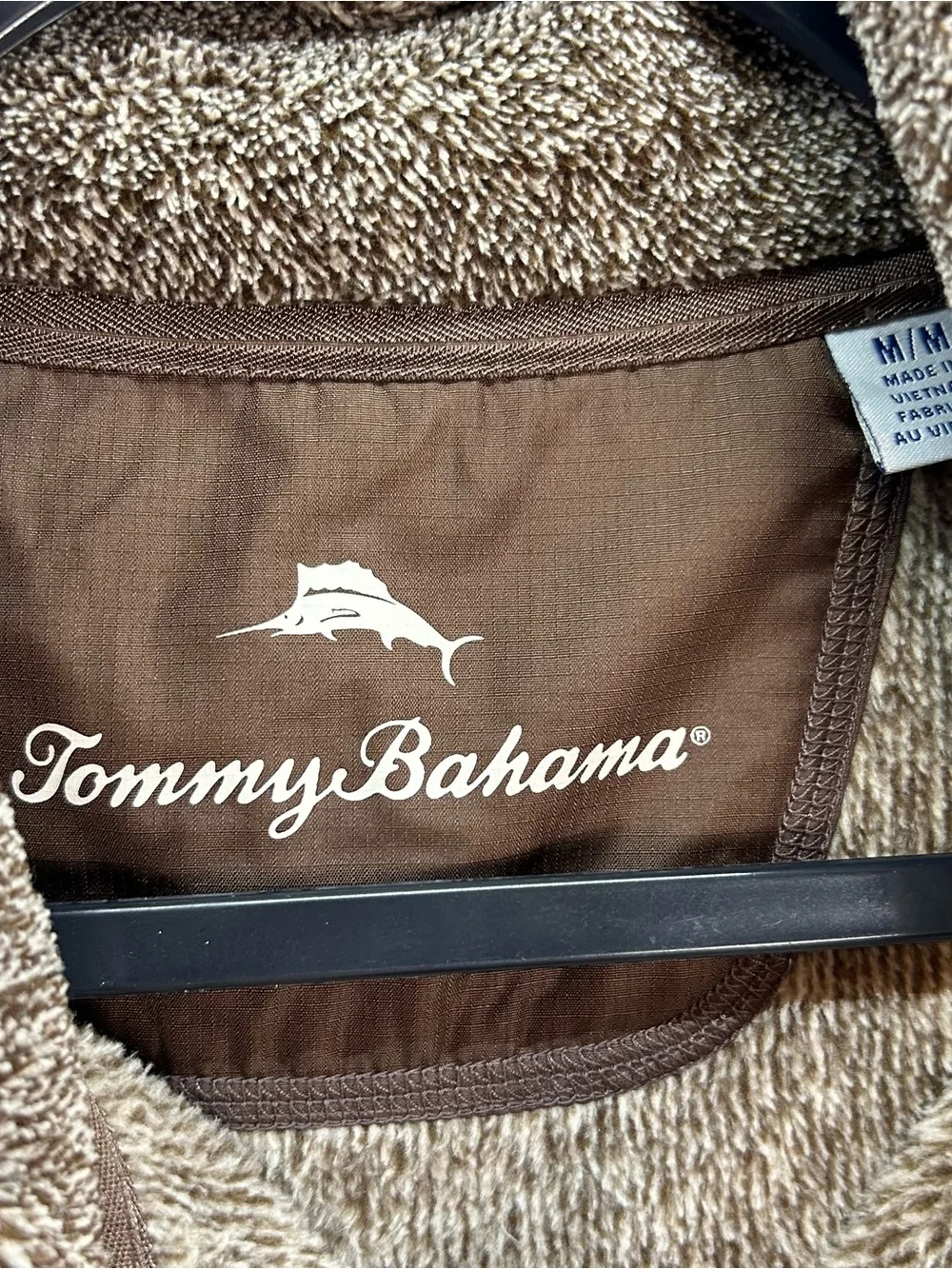 Tommy Bahama excellent